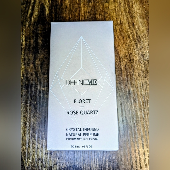 5/75$ DEFINEME Floret - Rose Quartz Crystal Infused Perfume Mist - Picture 5 of 13